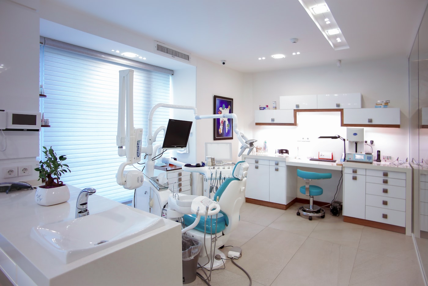 A treatment room at Khan Dental Studio